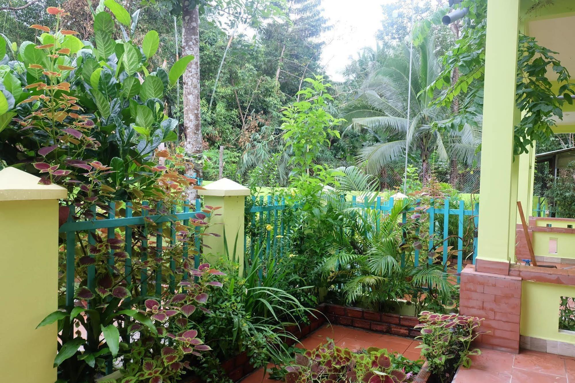 Bungalow Mai Phuong Binh Дуонг-Донг Экстерьер фото